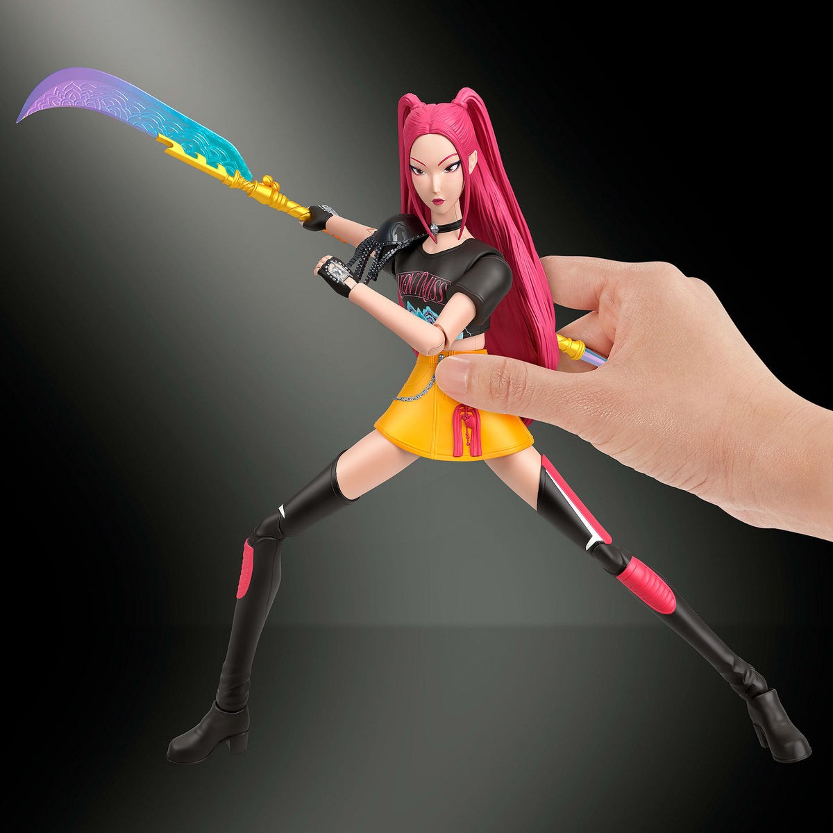 K-Pop Demon Hunters pop MIra