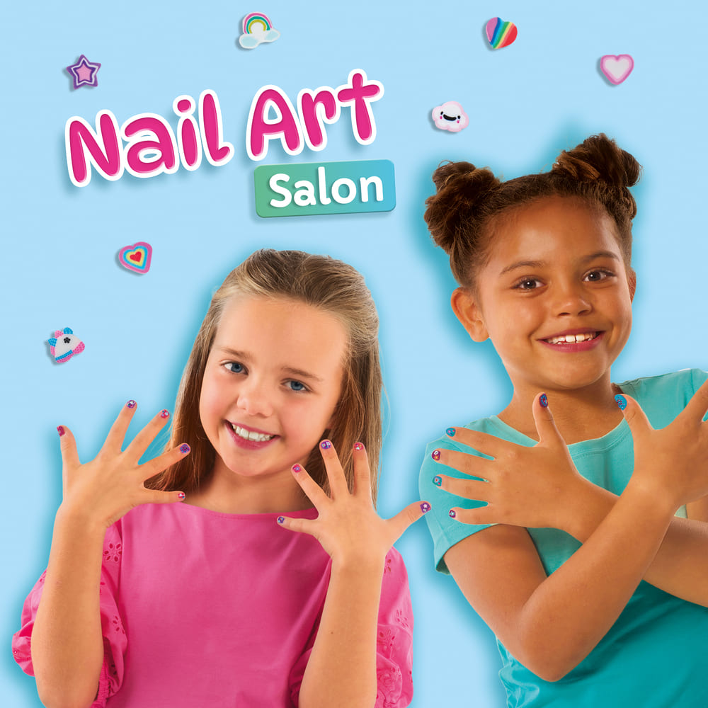 Nail art salon