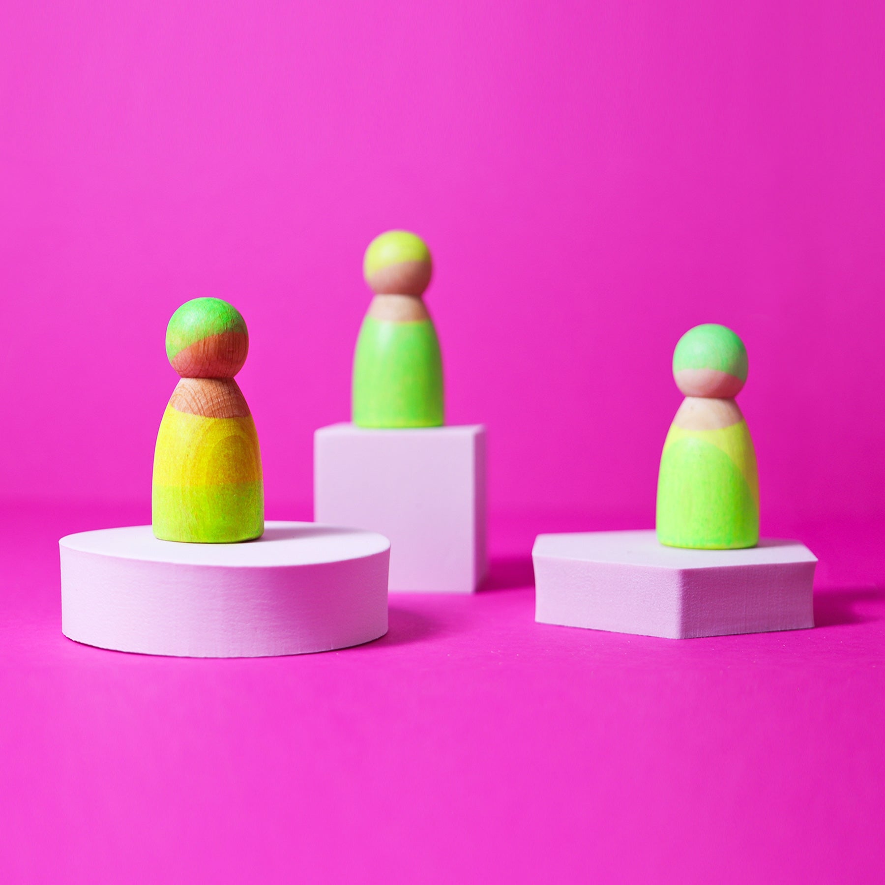 3 neonvriendjes groen, Grimm's