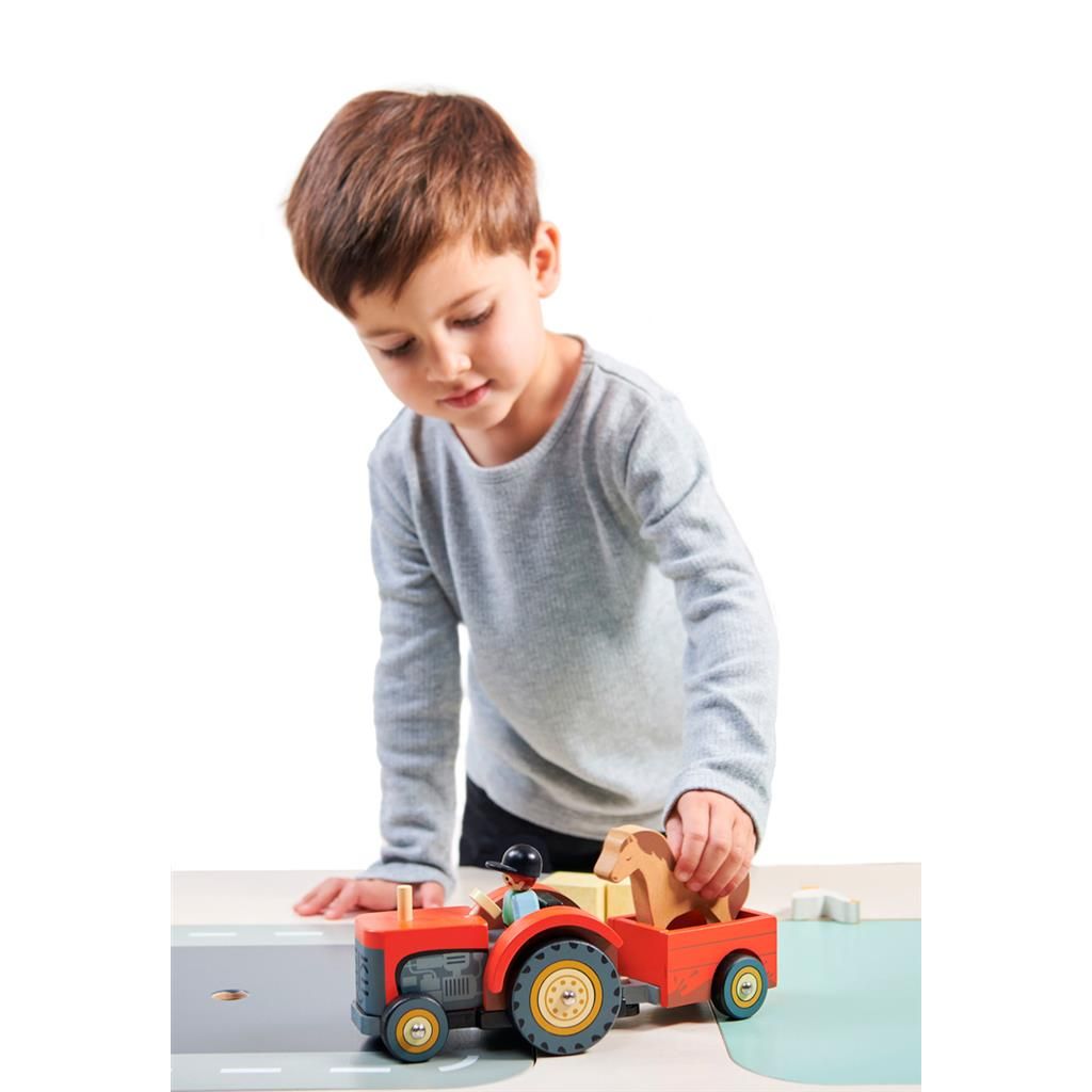Tractor, Tender Leaf