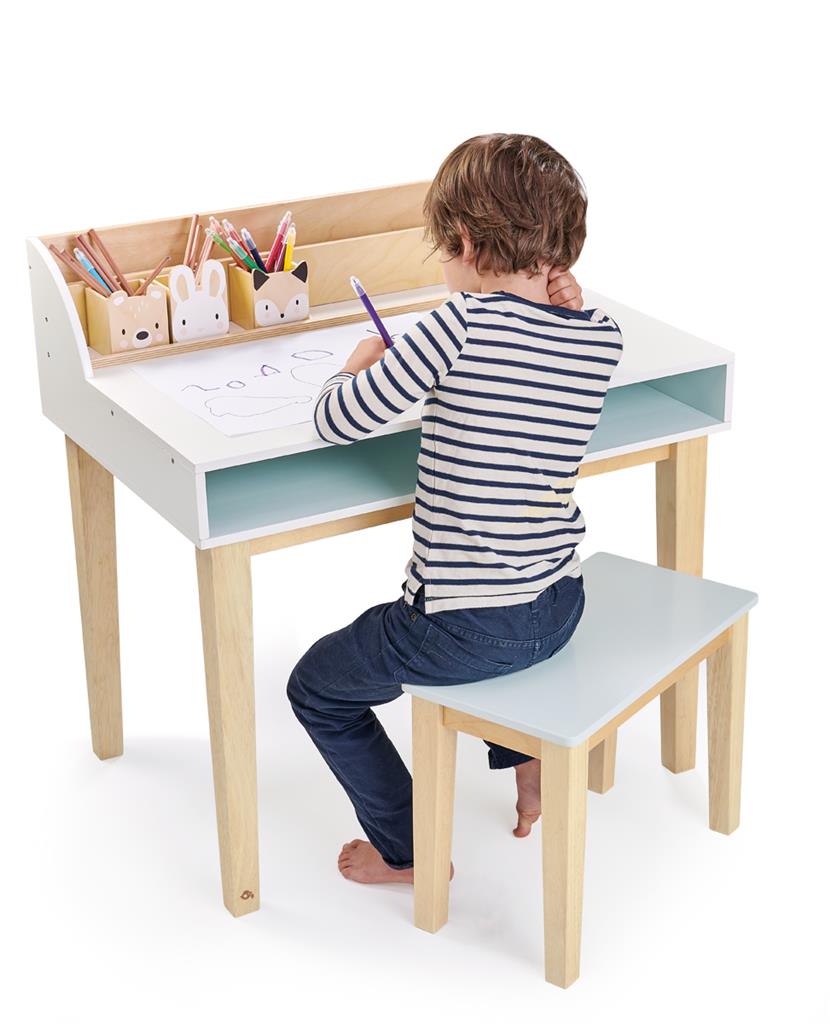 Bureau En Stoel, Tender Leaf