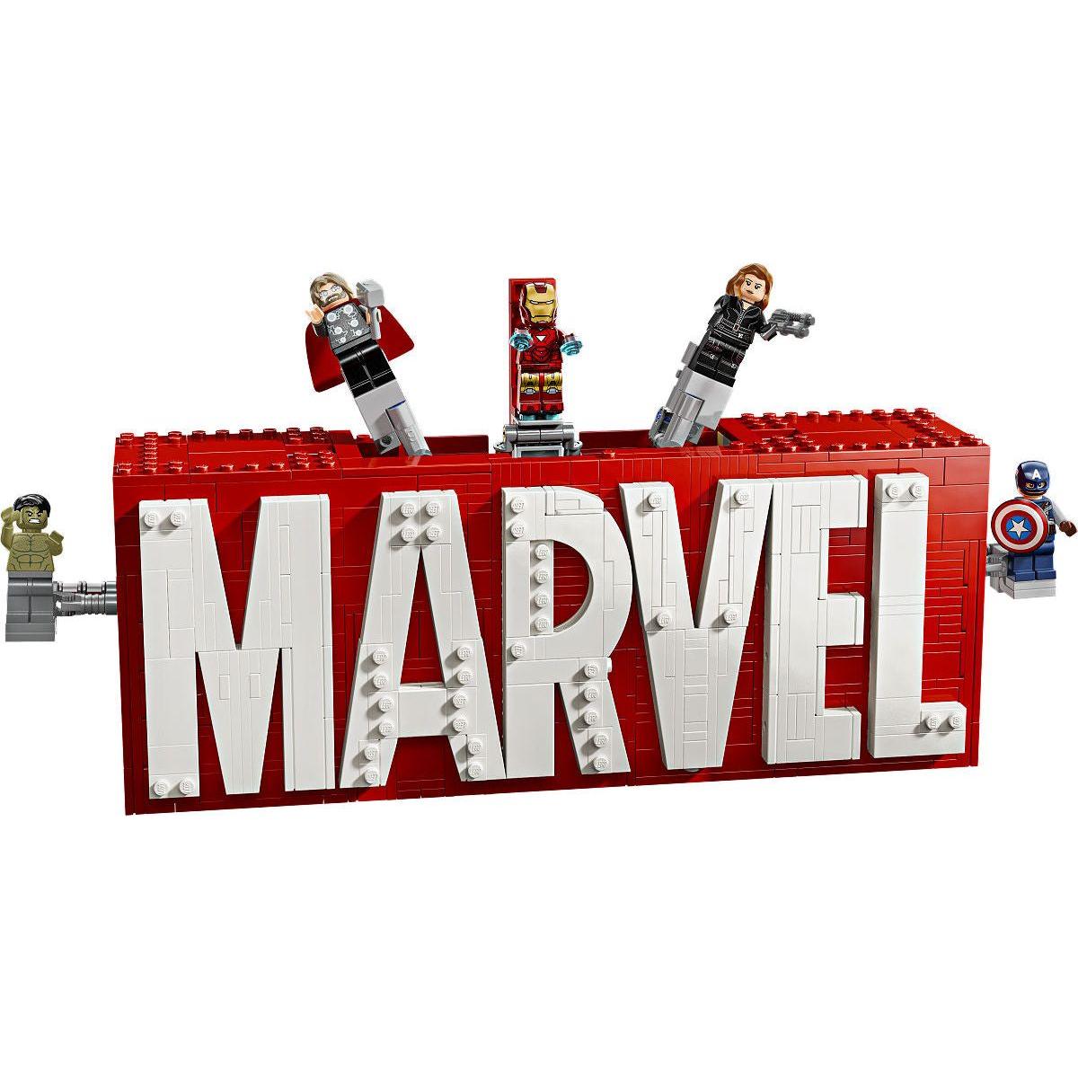 LEGO Super Heroes logo en minifiguren