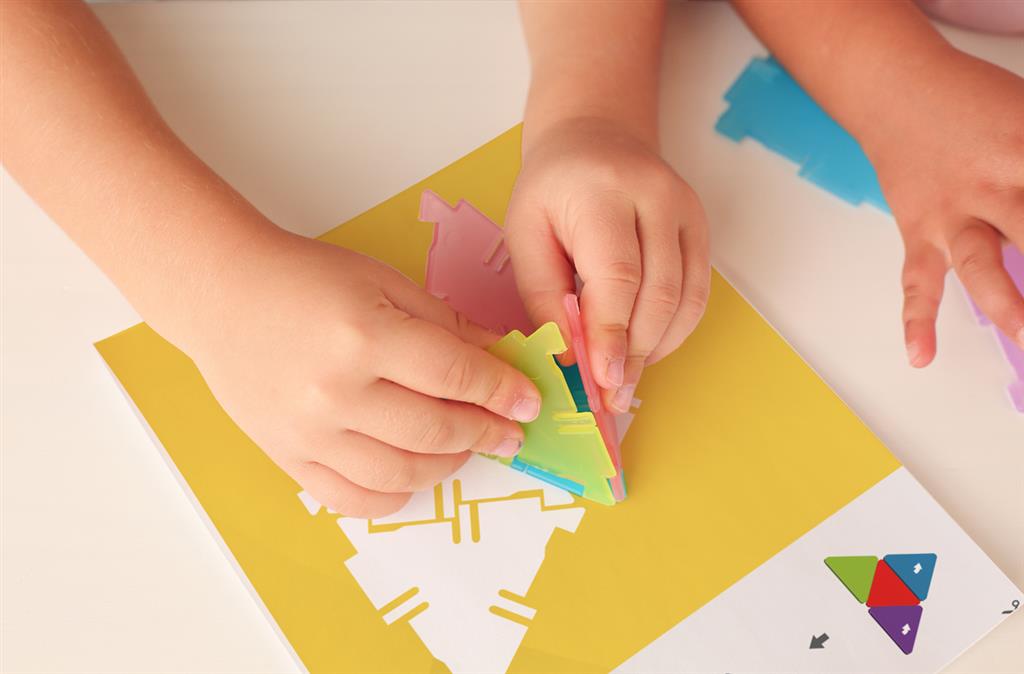 Lightpad - Bouwen Met Veelhoeken, Miniland