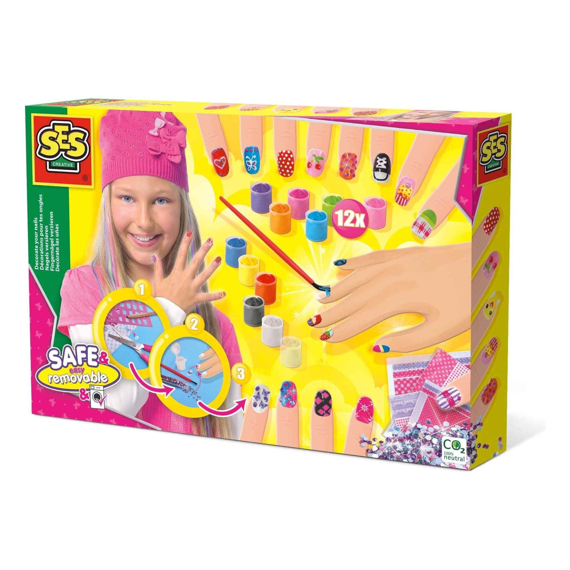 Nagels versieren, SES