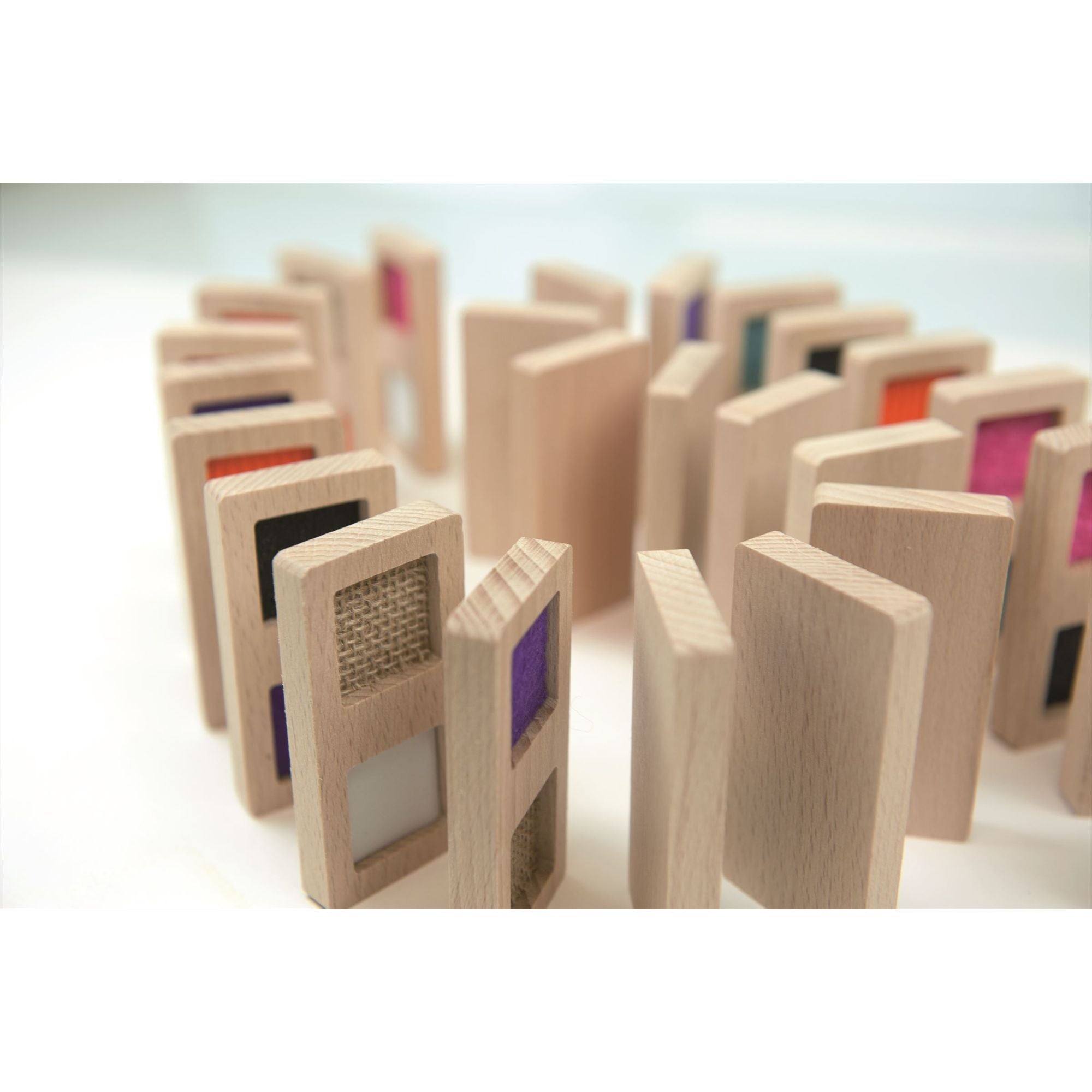 Texturen domino, Andreu Toys