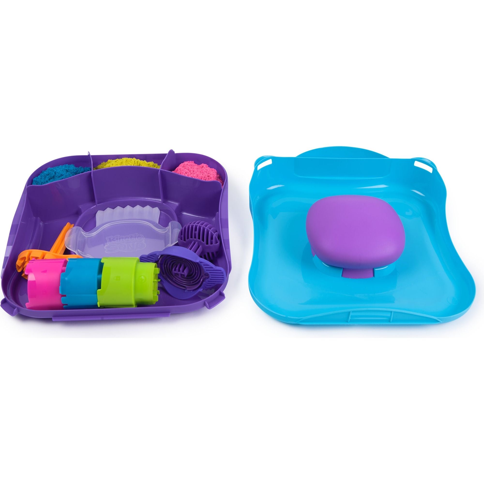 Kinetic Sand - Squishmotion - Speelset Met 453 gram Roze Geel En Blauw Speelzand Stempel En 5 Stuks Gereedschap Herbruikbare Opbergdoos, Spin Master