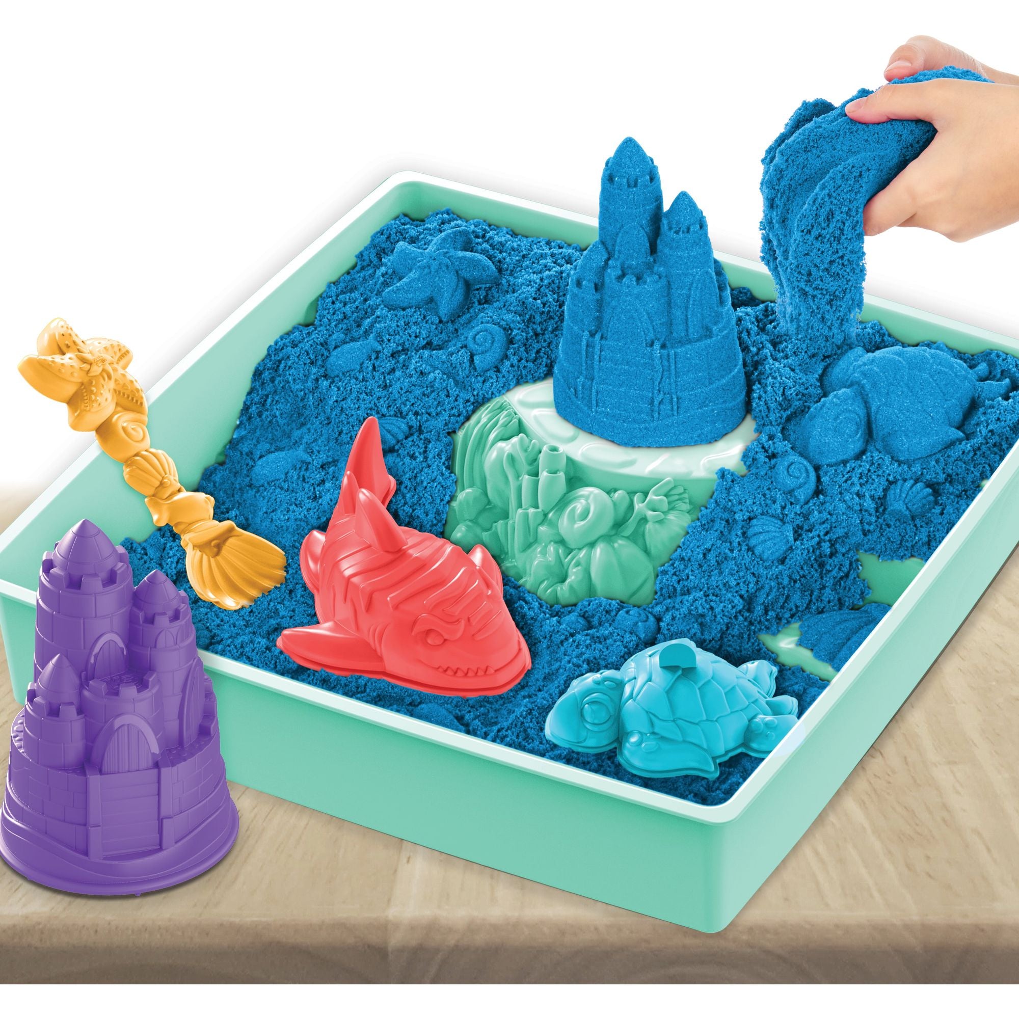 Kinetic Sand - Zandbak-Set Met 454 gram Blauw Speelzand Opbergzandbak 4 Vormen En Gereedschap, Spin Master