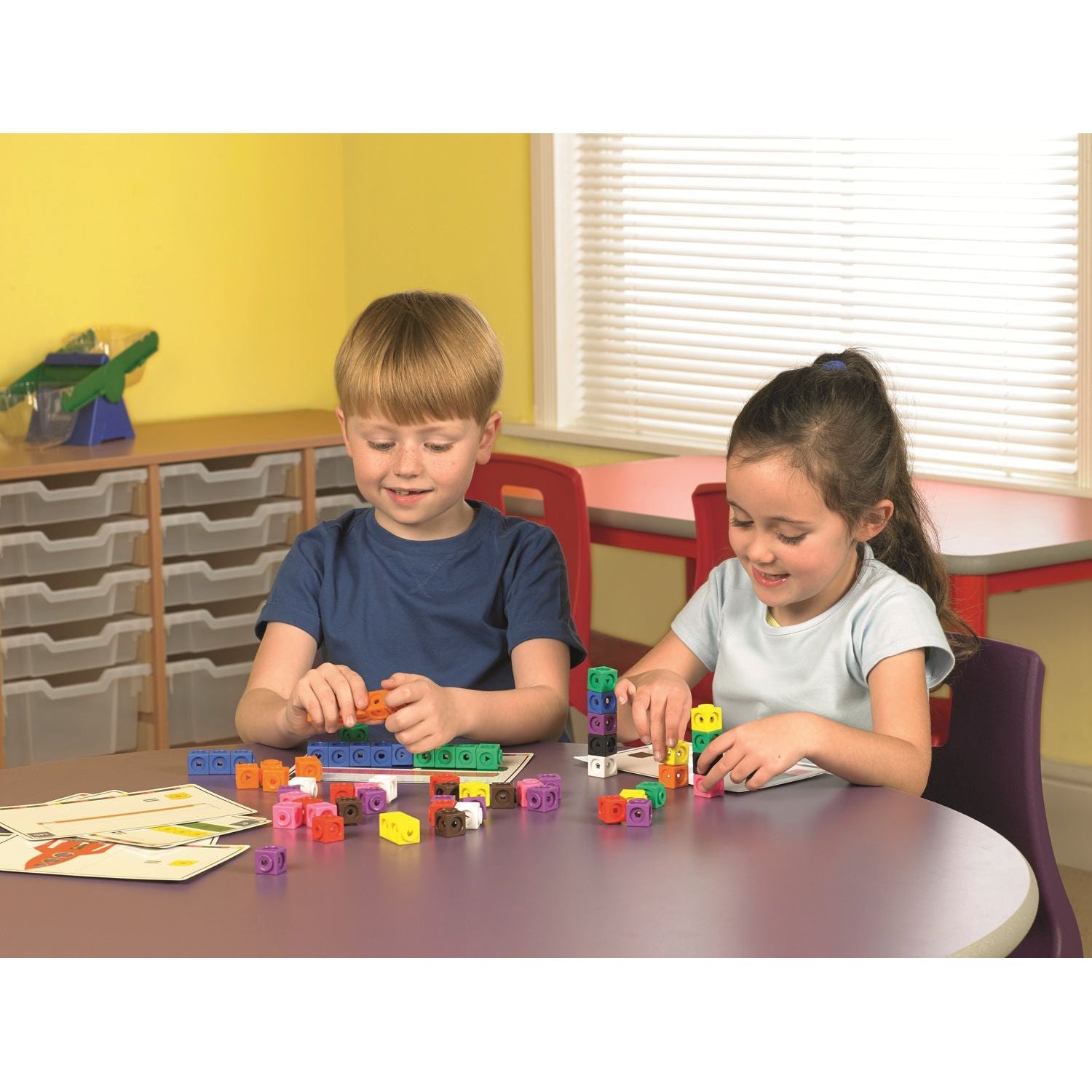 MathLink® Cubes Activity Set, Learning Resources