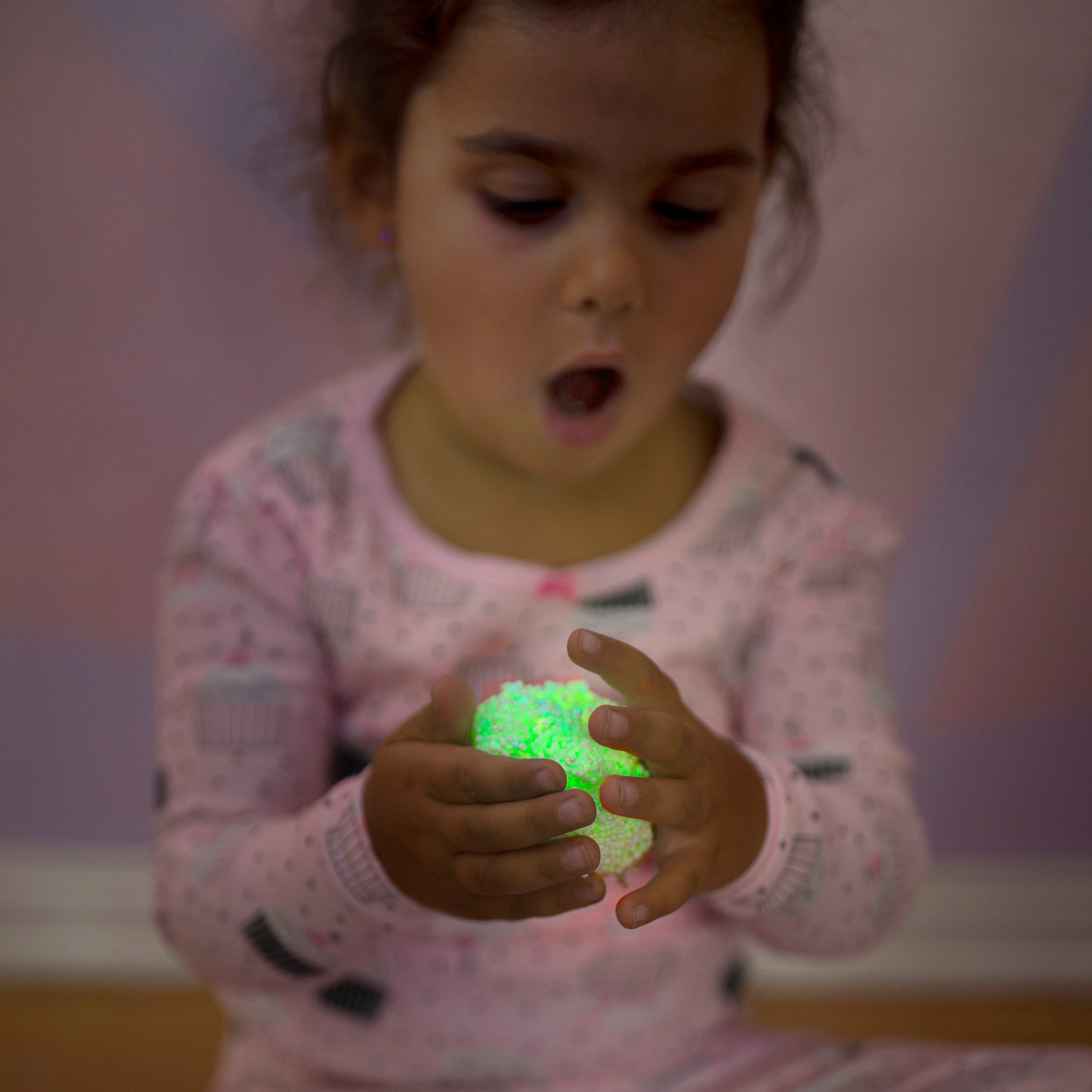 Playfoam® Glow In The Dark (4 Pack), Learning Resources