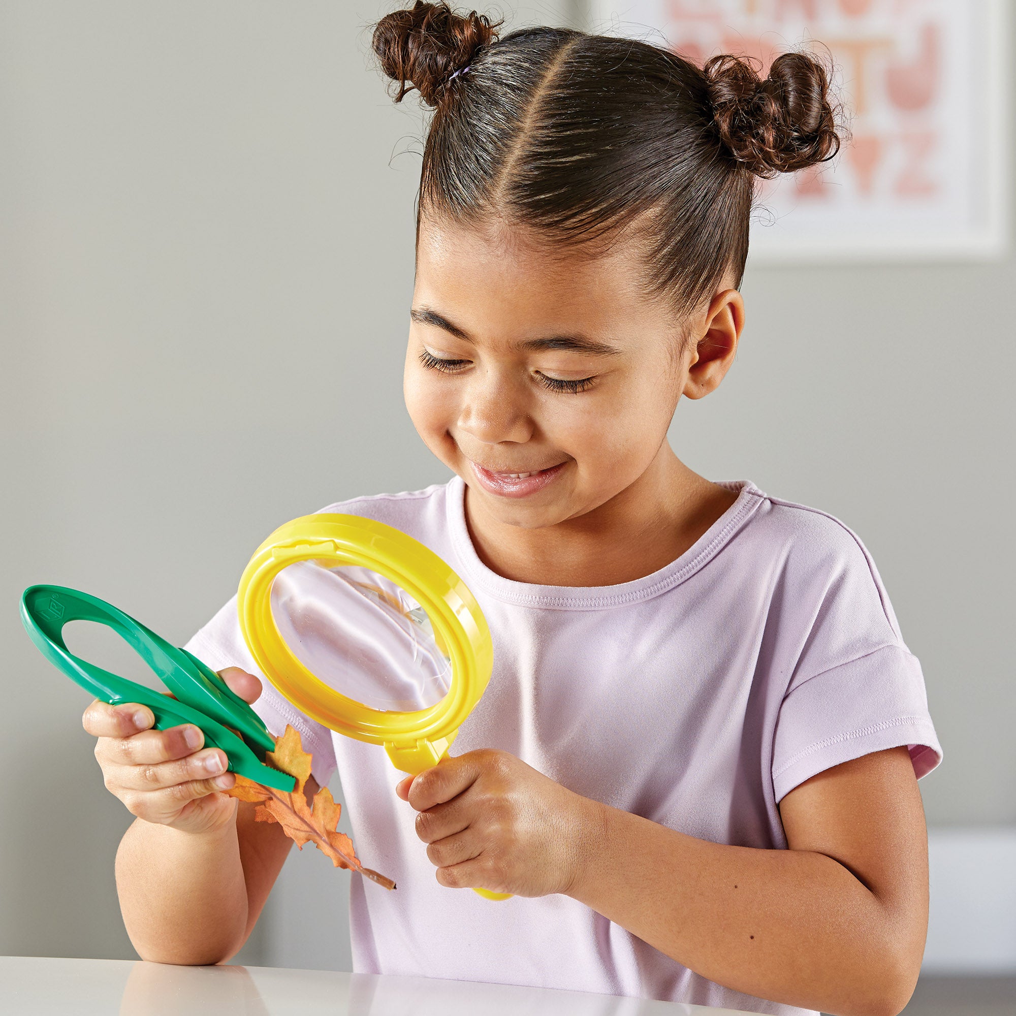 Primary Science® Magnifier & Tweezers, Learning Resources