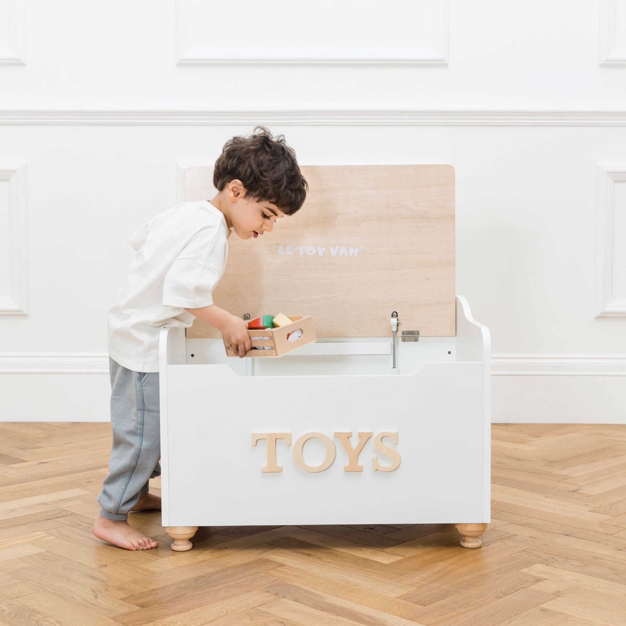Classic Wooden Toy Chest - FSC 100%, Le Toy Van