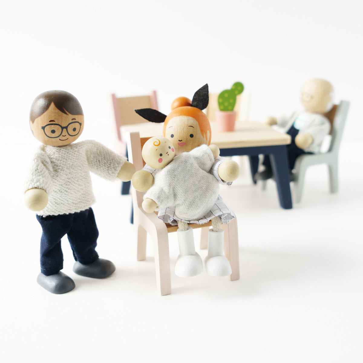 Dolls House Family - FSC 100%, Le Toy Van
