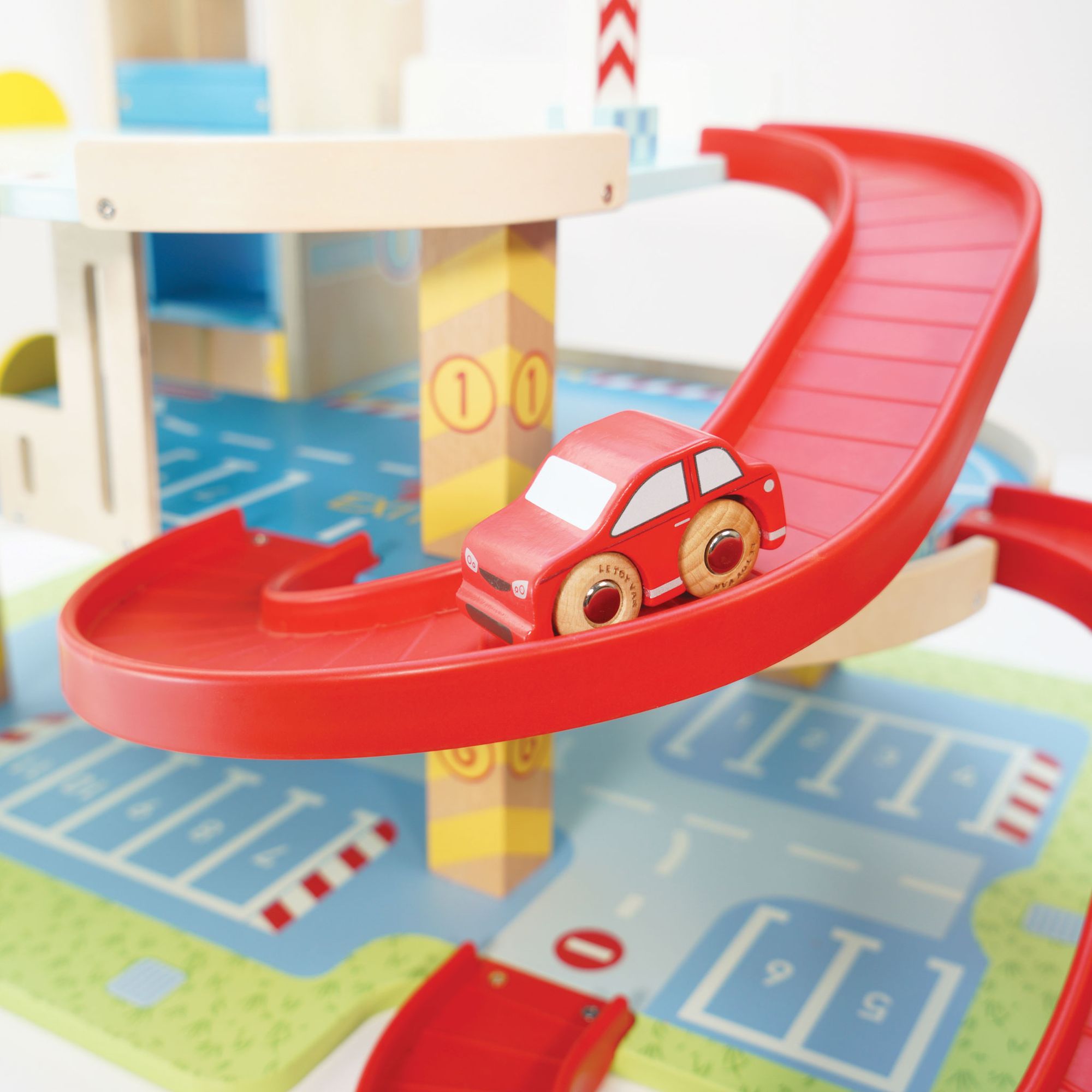 Le Grand Wooden Garage - FSC 100%, Le Toy Van