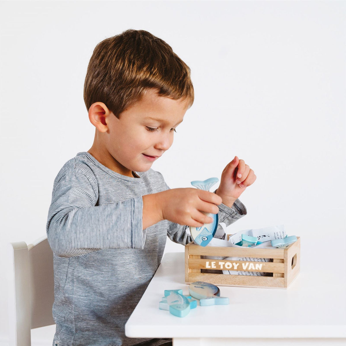Market Fish Wooden Play Food Crate - FSC 100%, Le Toy Van
