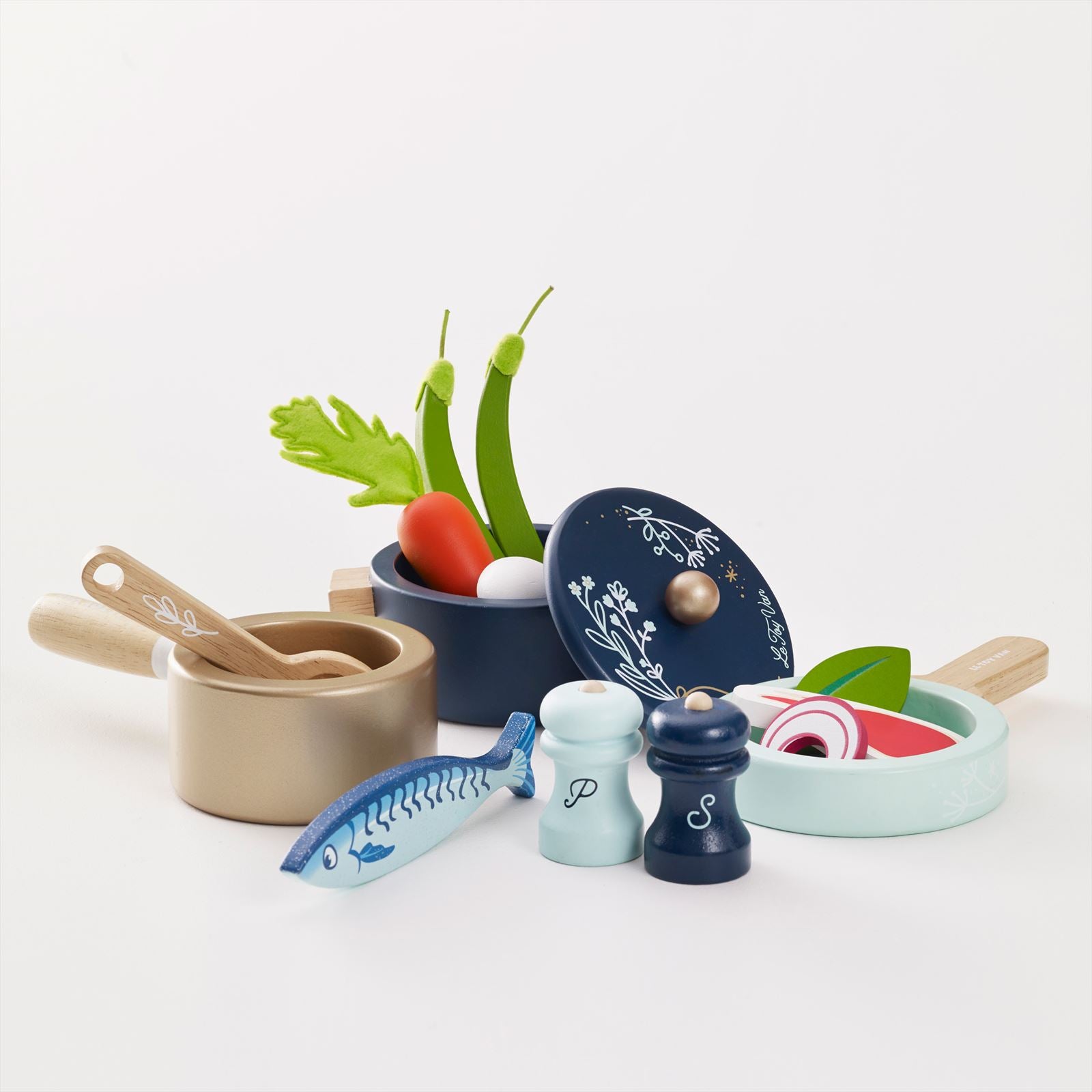 Pots & Pans Kitchen Accessories - FSC 100%, Le Toy Van
