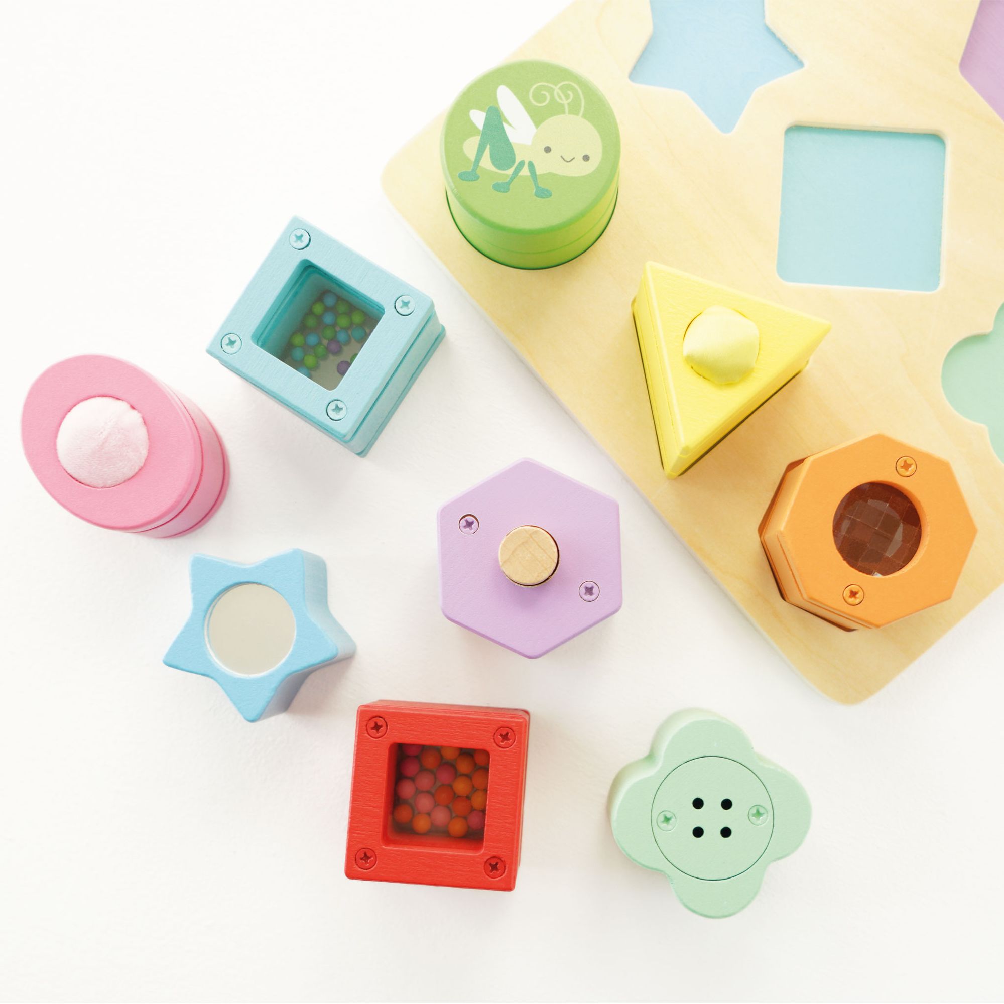 Rainbow Sensory Shape Sorter - FSC 100%, Le Toy Van