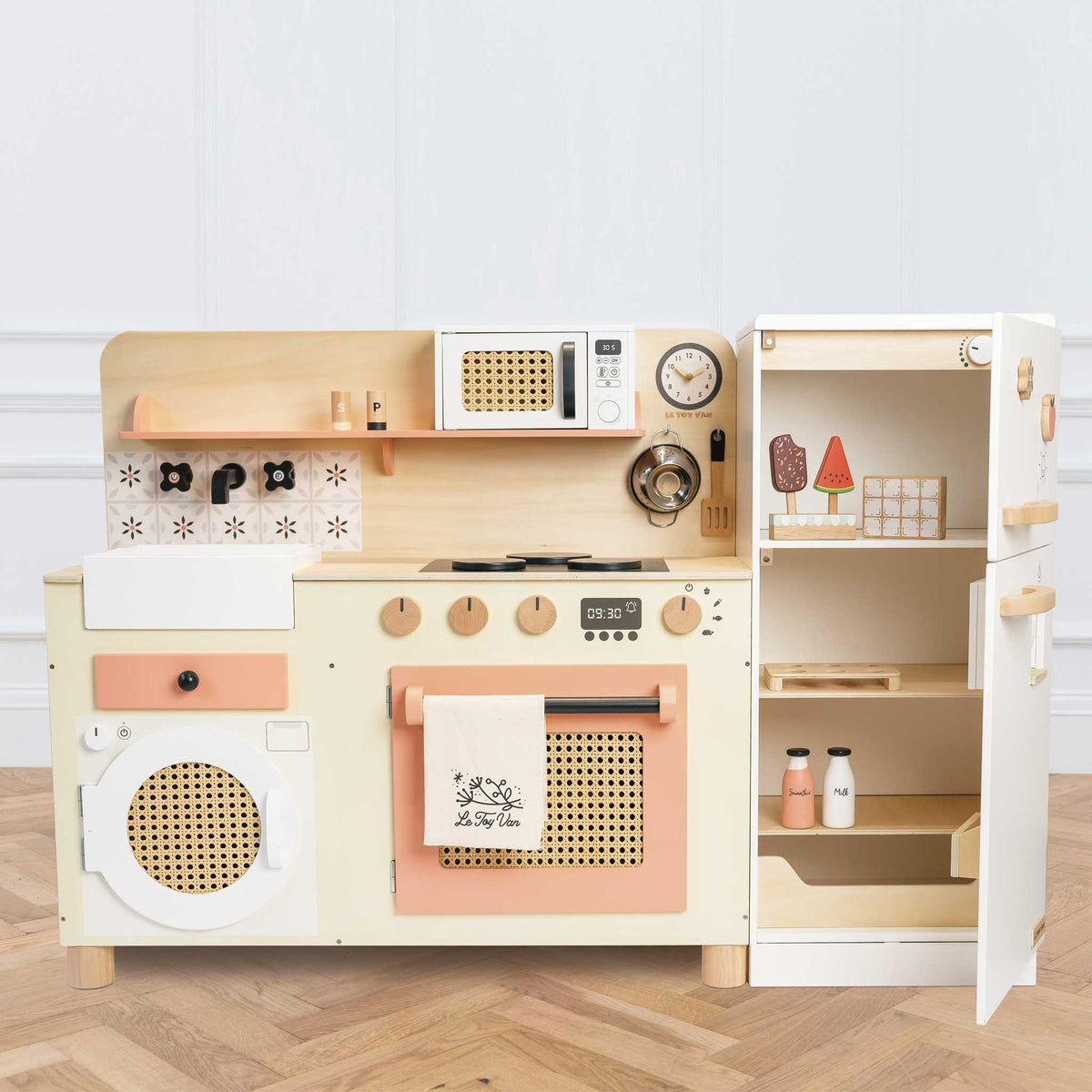 Rattan Wooden Play Kitchen - FSC 100%, Le Toy Van
