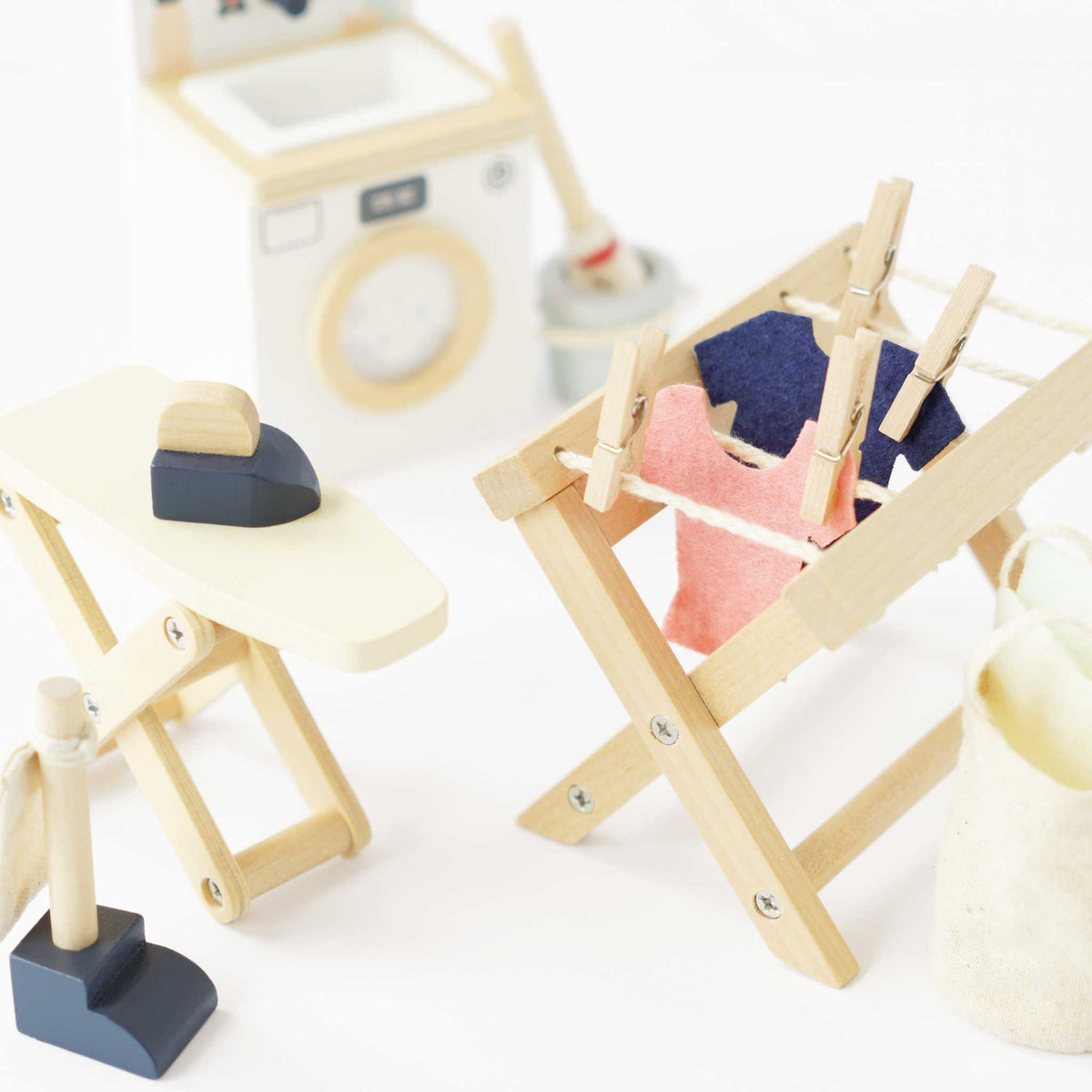 Wooden Dolls House Laundry Room - FSC 100%, Le Toy Van