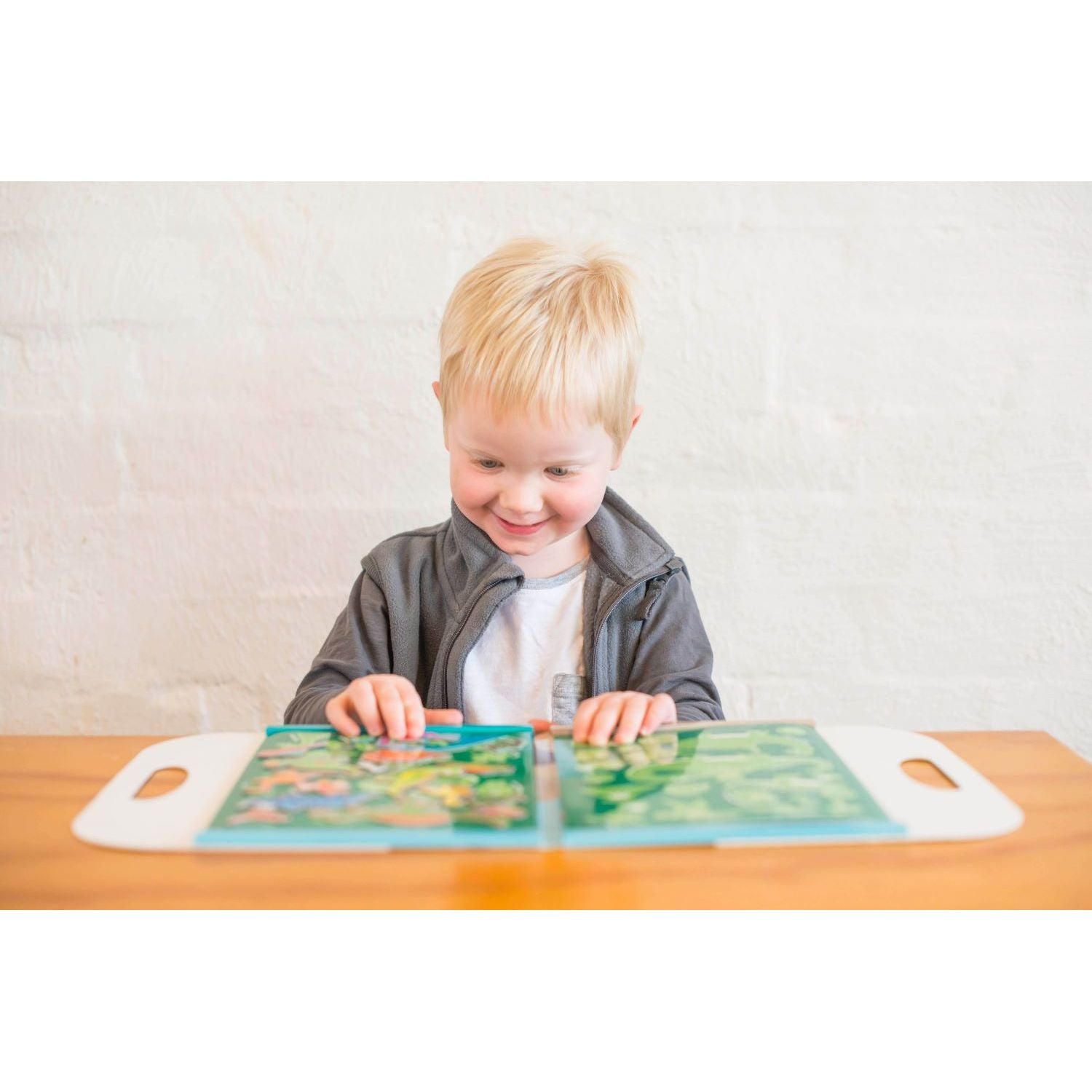 Magneetboek Dino Wereld, Tiger Tribe