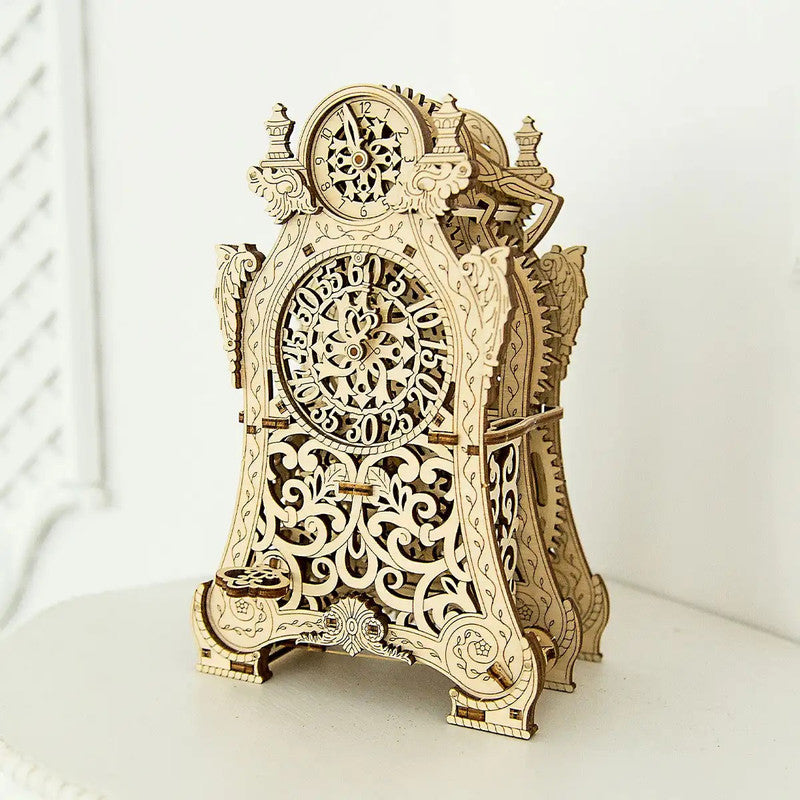 Magic Clock, Wooden City