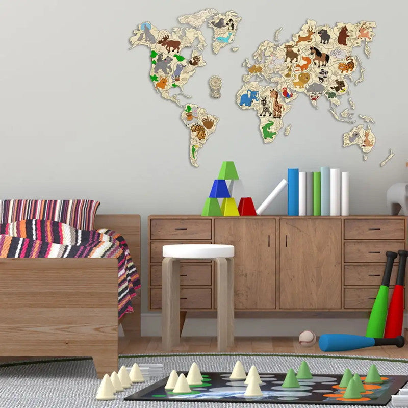WORLD MAP ANIMALS L, Wooden City